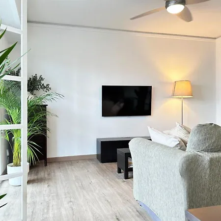 Your Sunny & Spacious Portview Apartment Valencia