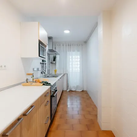 Your Sunny & Spacious Portview ולנסיה