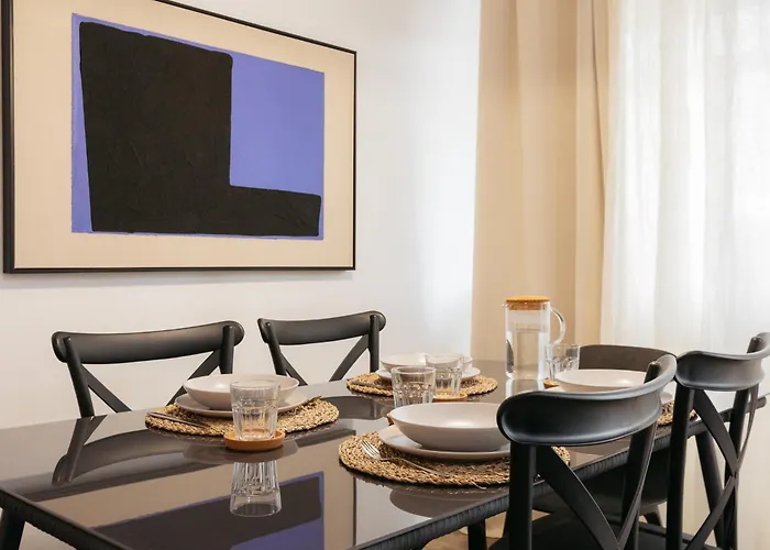 Апартаменты Your Sunny & Spacious Portview