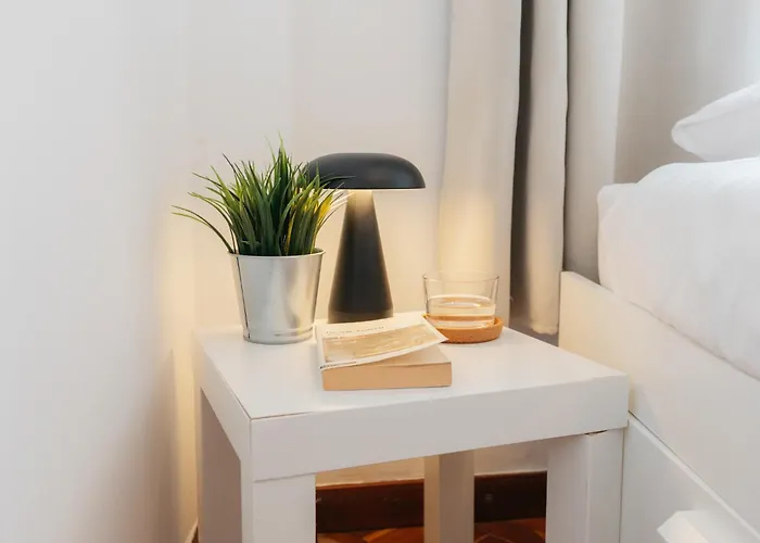 Апартаменты Your Sunny & Spacious Portview *